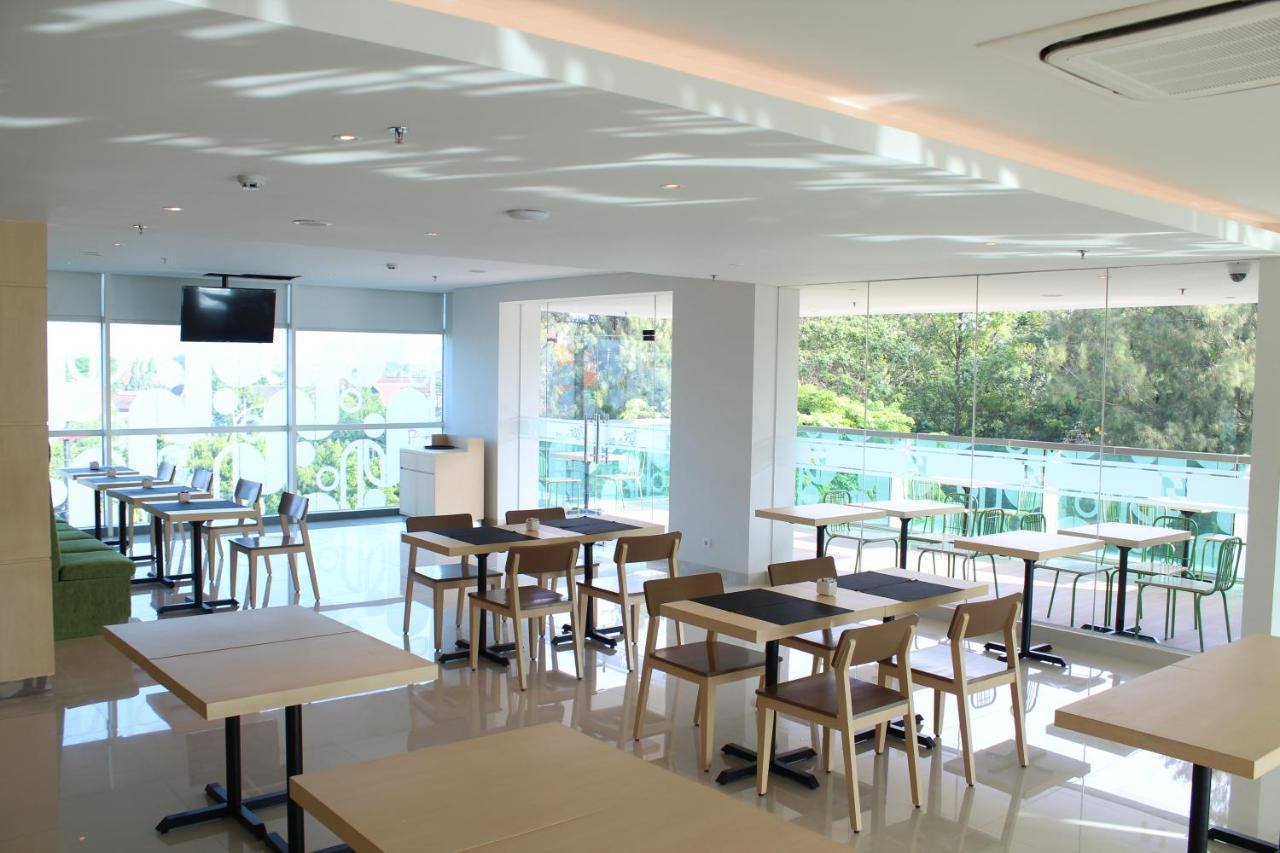 Zest Parang Raja Solo By Swiss-Belhotel International Bonorejo Exterior foto