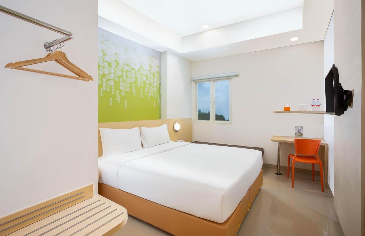 Zest Parang Raja Solo By Swiss-Belhotel International Bonorejo Exterior foto